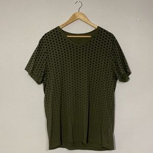 Express - Short Sleeved Star Pattern V-Neck